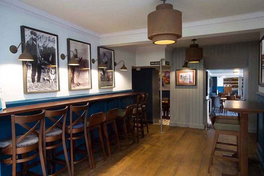 The Cross Keys Hotel Peebles Exterior photo