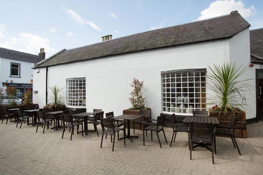 The Cross Keys Hotel Peebles Exterior photo