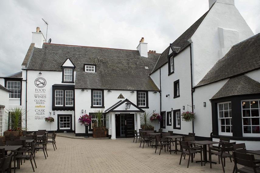 The Cross Keys Hotel Peebles Exterior photo